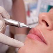 delineado de labios con tecnica lush, micropigmentacion bogota